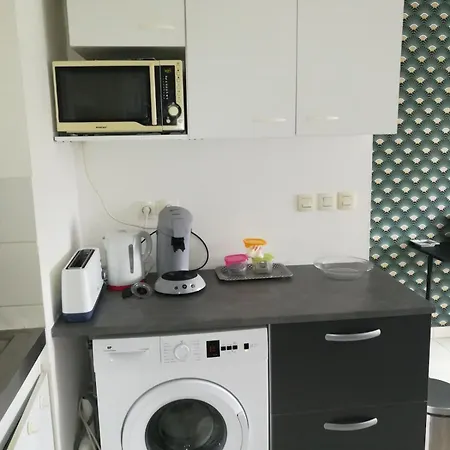 Quiet In Center With Secure Parking アパート ナント