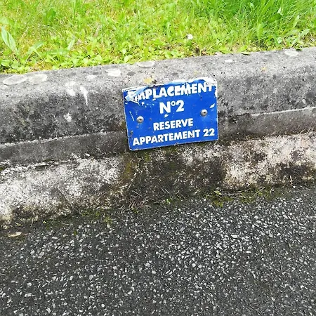 Quiet In Center With Secure Parking